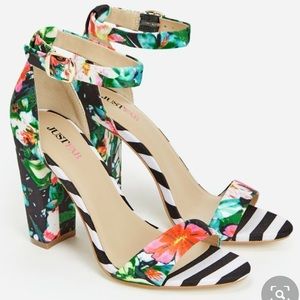 NWOT JustFab Persefinee Block Heels Floral Stripes